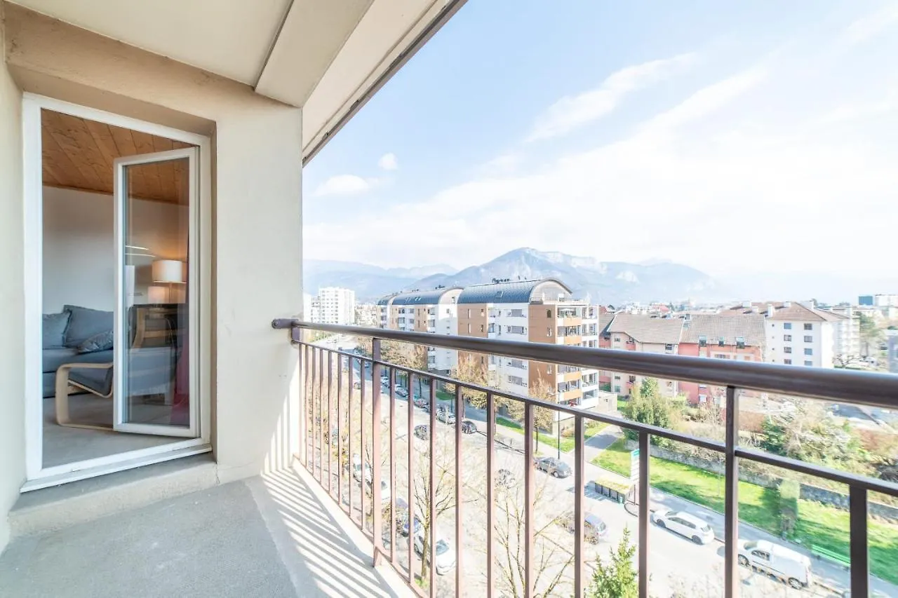 Esprit Montagne Private apartment Annecy